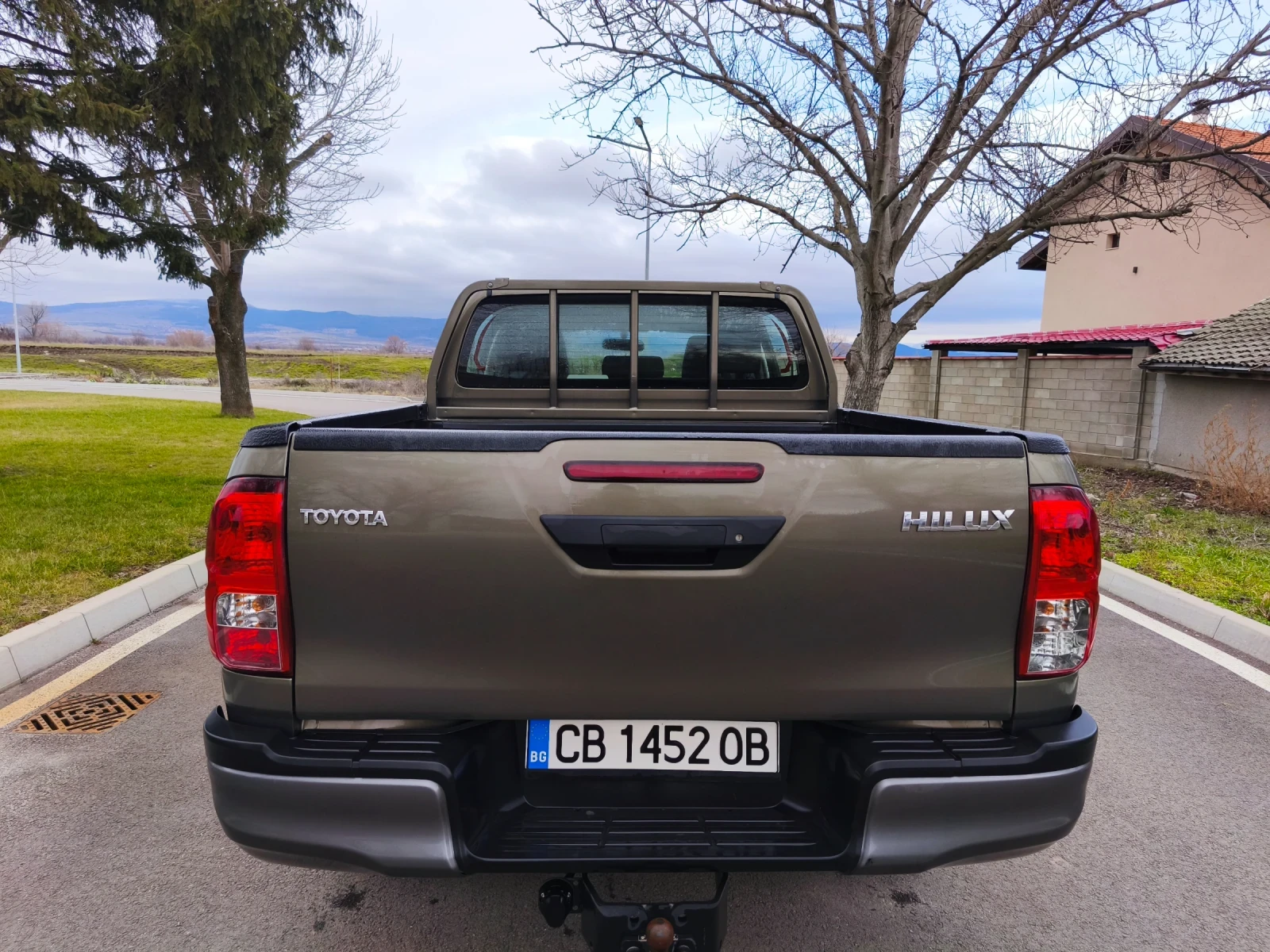 Toyota Hilux 2.4 Double cab 4x4 New, снимка 8 - Автомобили и джипове - 56060440