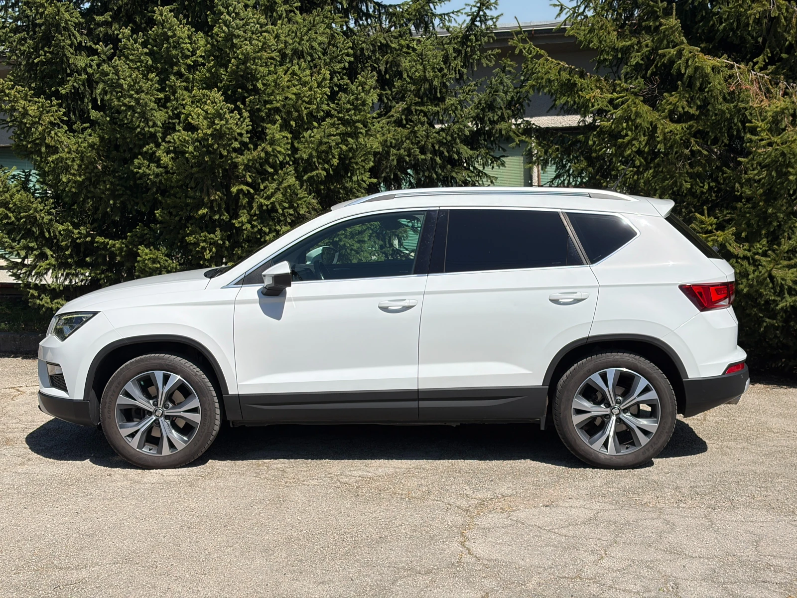 Seat Ateca 2.0TDI 190кс 4х4 БОНУС до 30.09, снимка 7 - Автомобили и джипове - 56069290