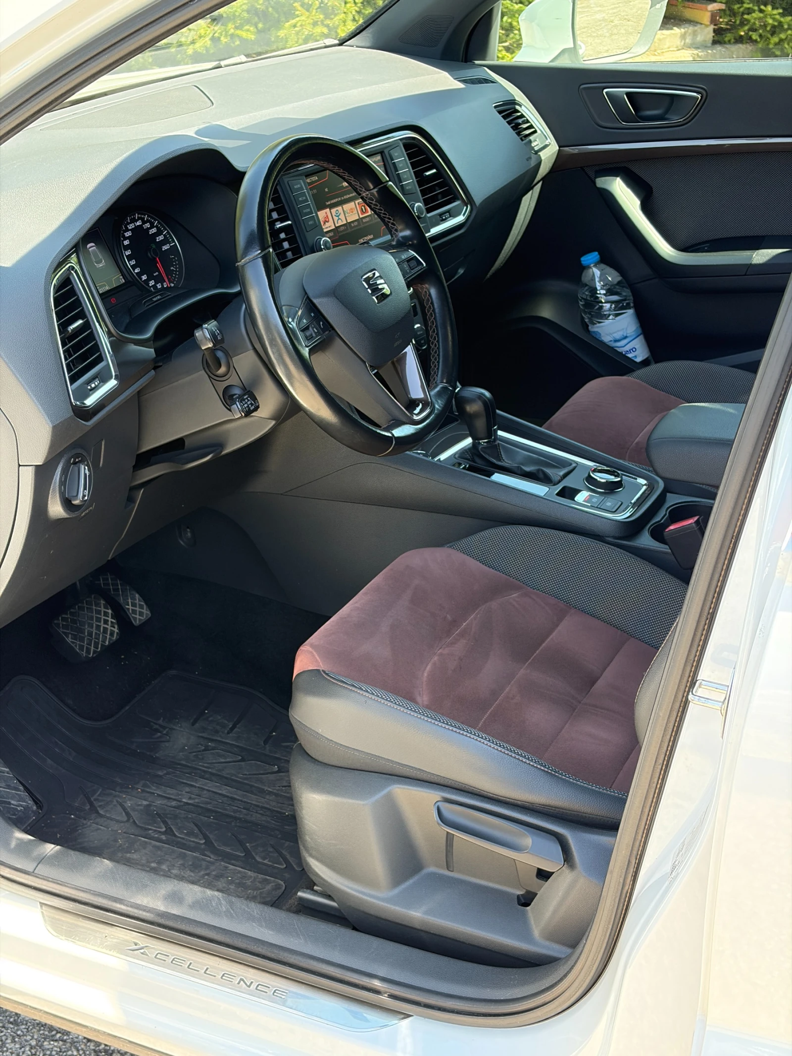 Seat Ateca 2.0TDI 190кс 4х4 БОНУС до 30.09, снимка 10 - Автомобили и джипове - 56069290