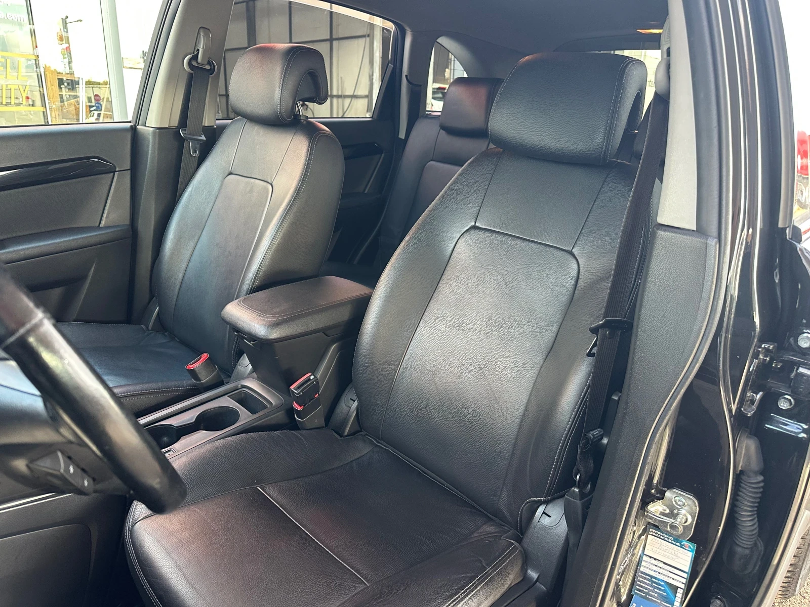 Chevrolet Captiva 2.4 Газ Автоматик 7-местен, снимка 13 - Автомобили и джипове - 56230712