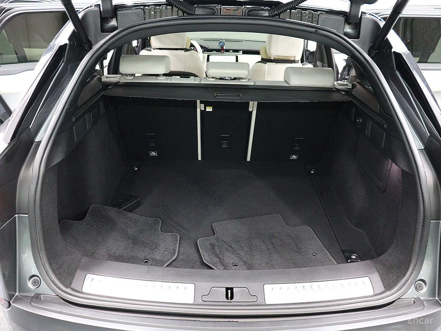 Land Rover Range Rover Velar D300 R-DYNAMIC SE| PANO| WHITE INT| AIR | Mobile.bg � ����������� 6