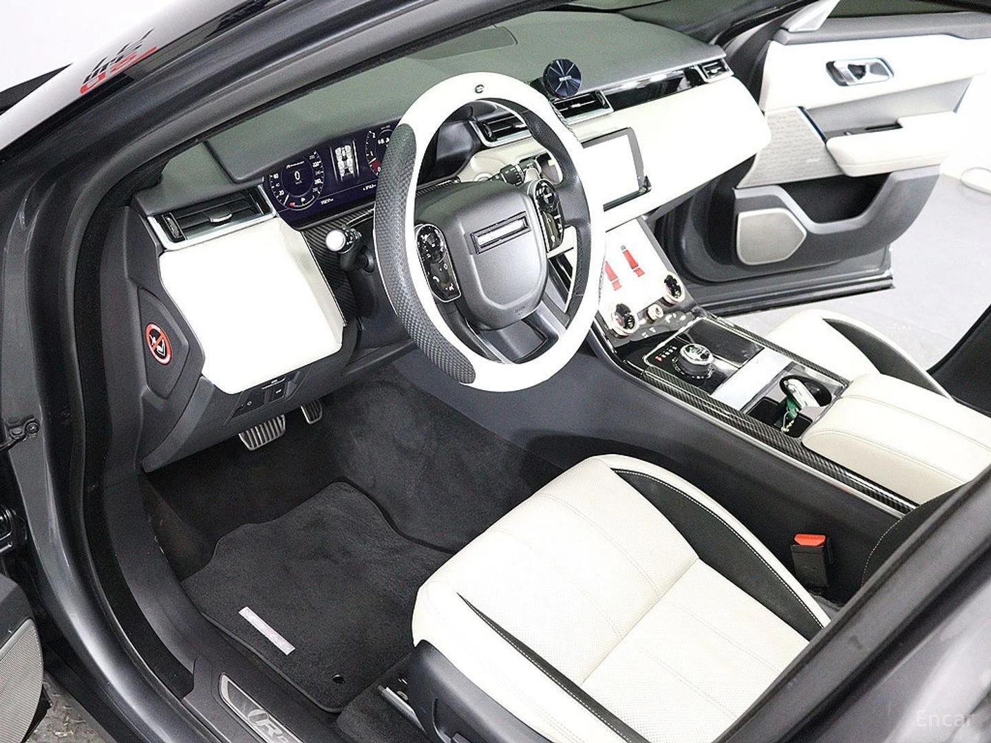 Land Rover Range Rover Velar D300 R-DYNAMIC SE| PANO| WHITE INT| AIR | Mobile.bg � ����������� 16