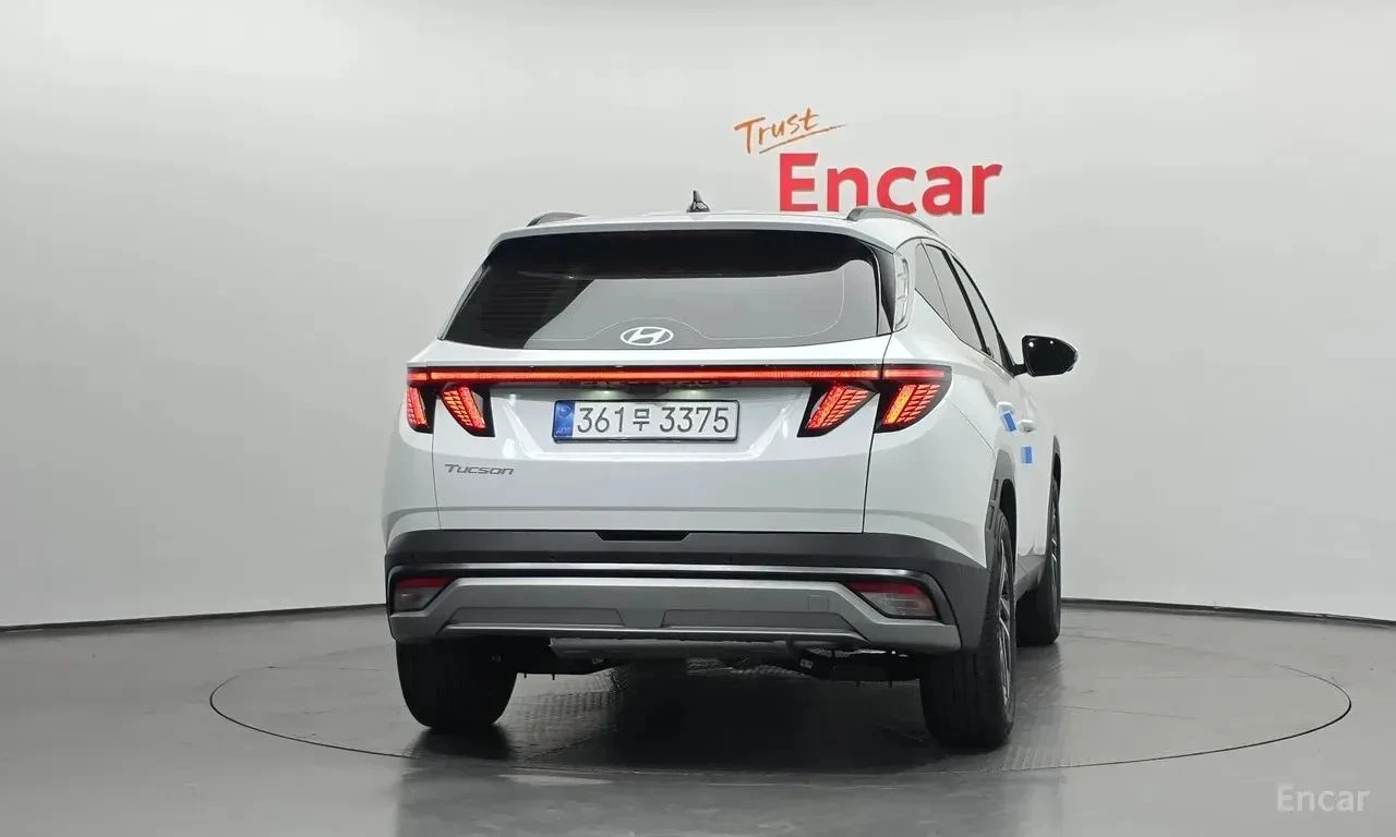 Hyundai Tucson, снимка 4 - Автомобили и джипове - 56739892