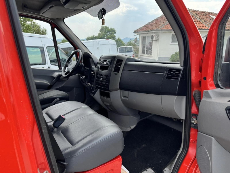 Mercedes-Benz Sprinter Б категория, снимка 12 - Бусове и автобуси - 51058401