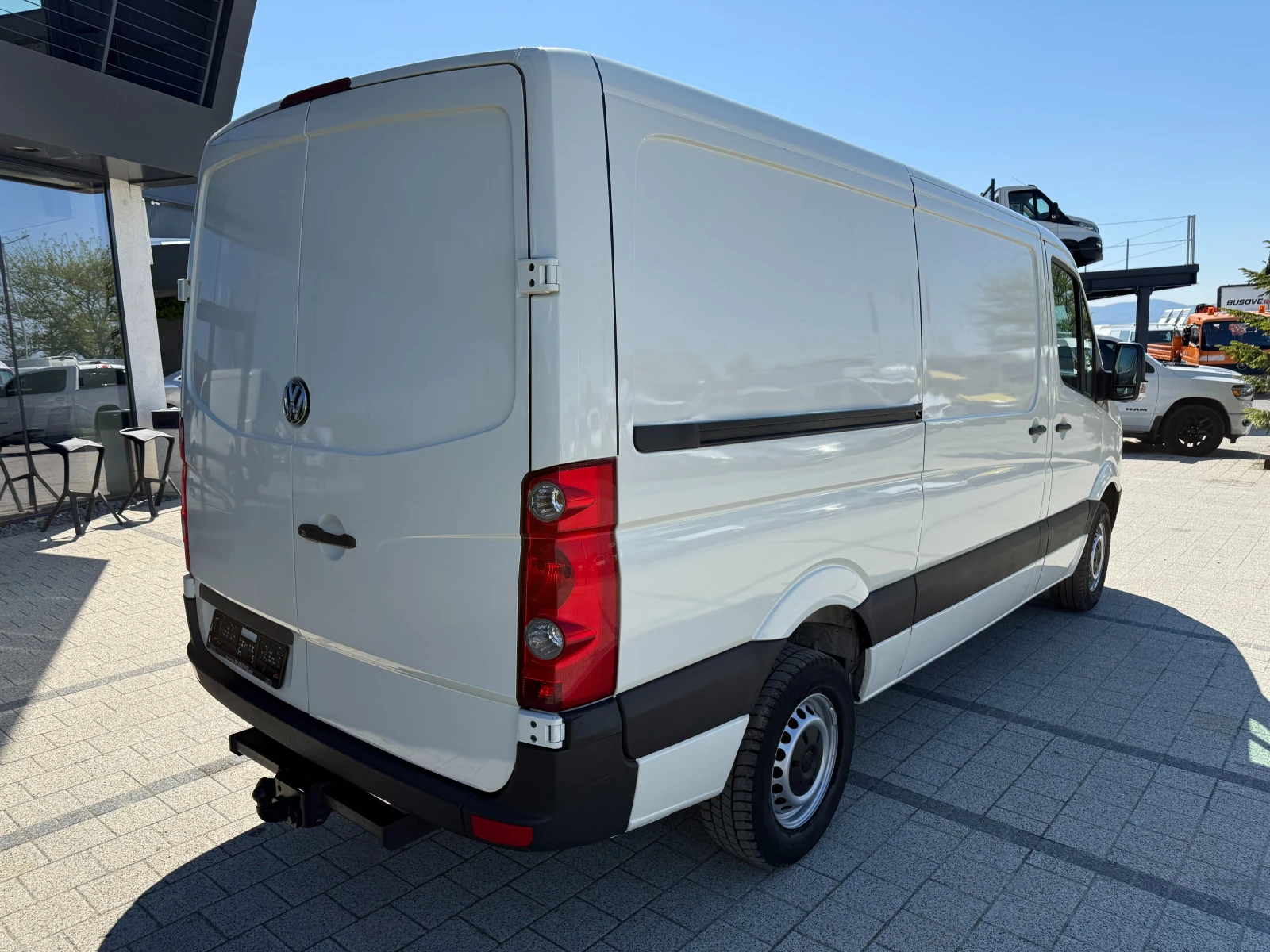 VW Crafter 2.5TDI Клима L2H1  - изображение 6