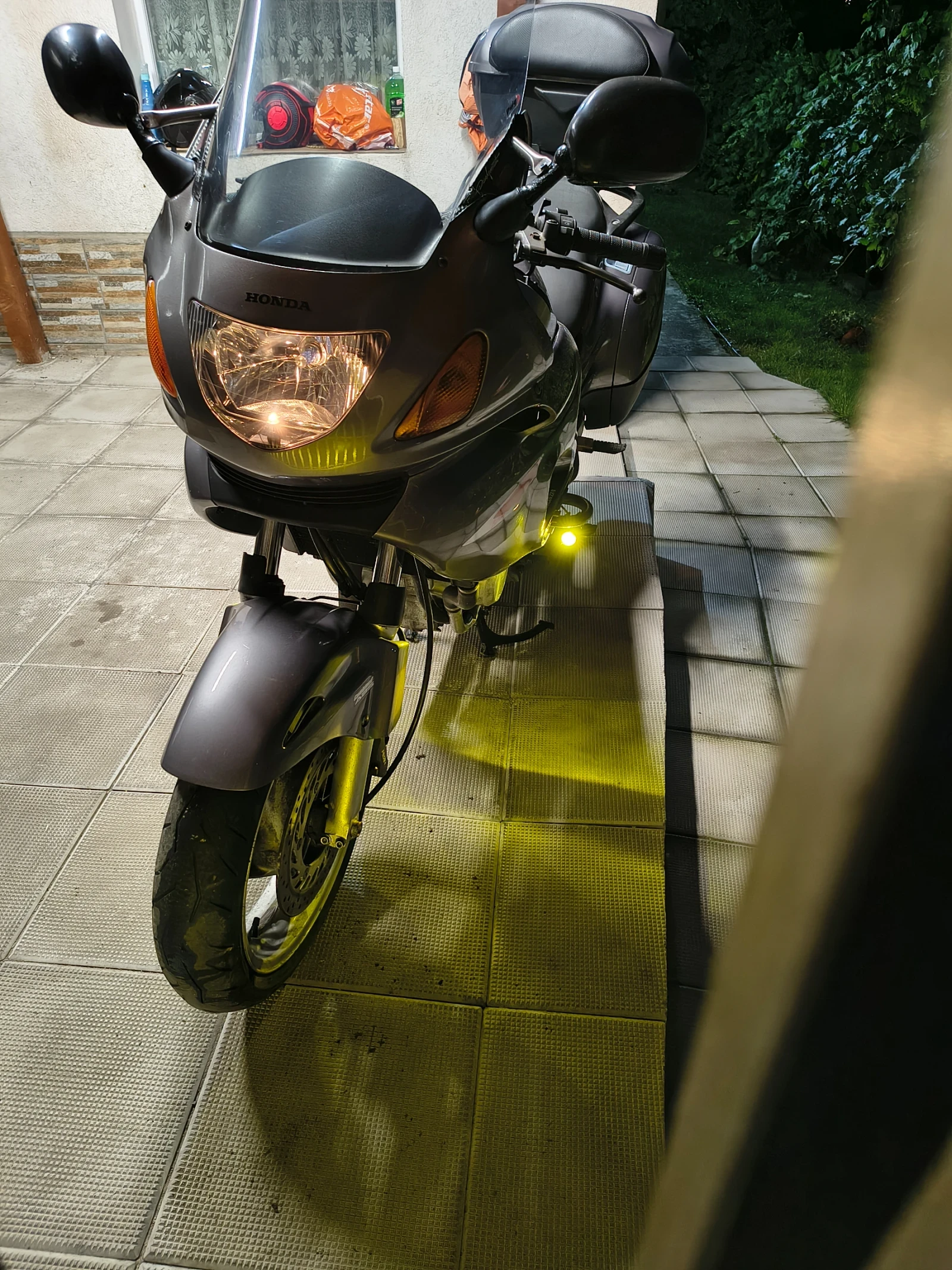 Honda Deauville 650 - изображение 2