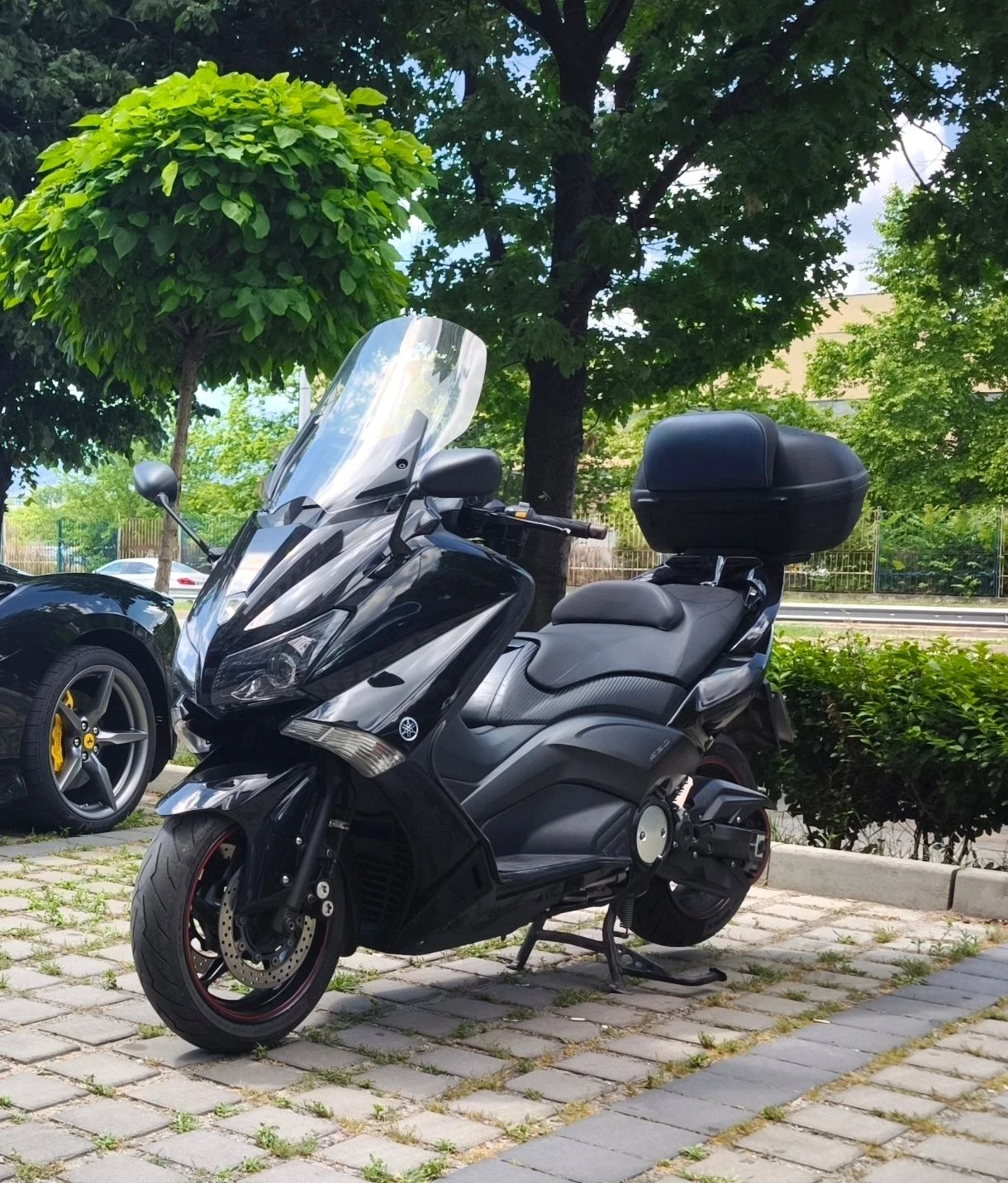 Yamaha T-max 530, снимка 2 - Мотоциклети и мототехника - 56098616
