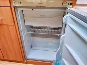 Каравана HYMER / ERIBA Mooving, снимка 12