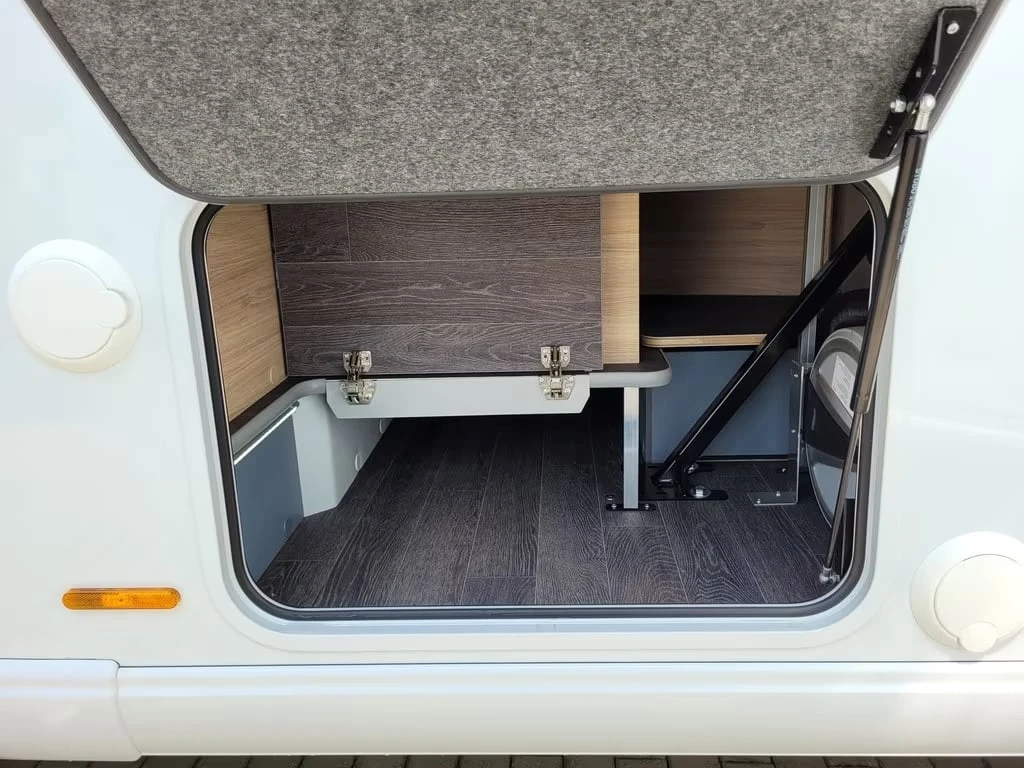 Кемпер Frankia NEO AL-KO Mercedes-Benz , снимка 9 - Каравани и кемпери - 54079870