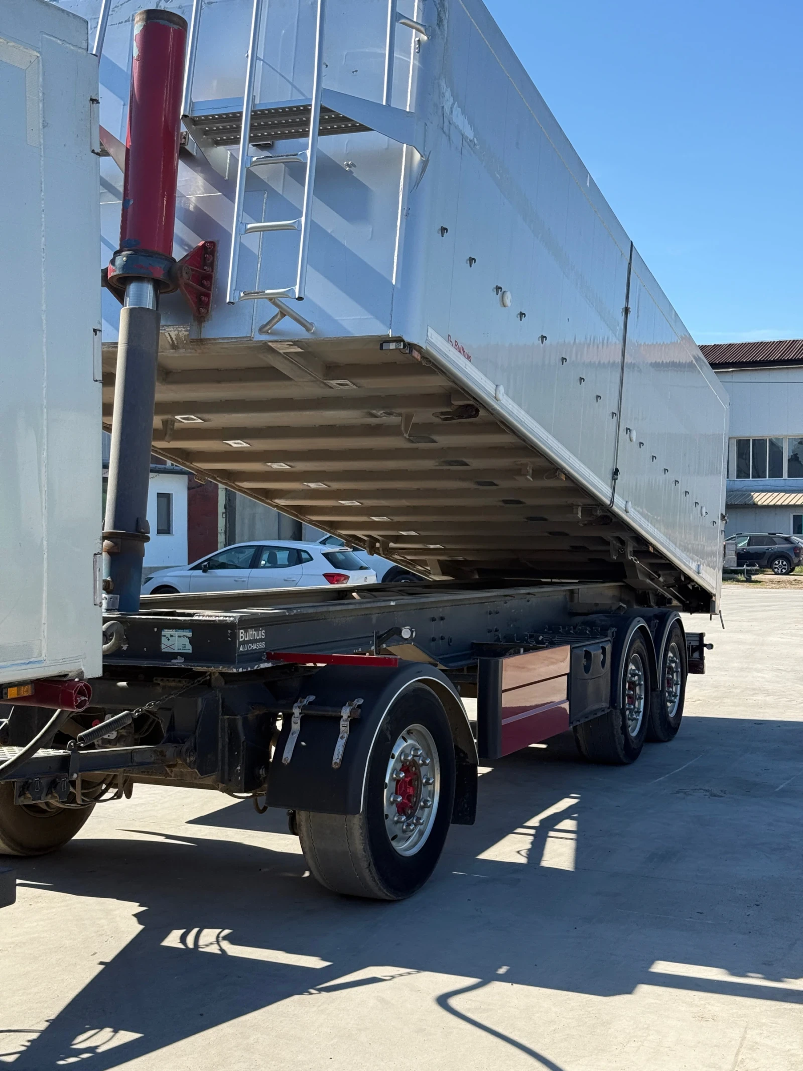 За камион BULL TRAILERS, снимка 2 - Ремаркета - 54574849