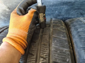 Гуми Зимни 285/45R19, снимка 5