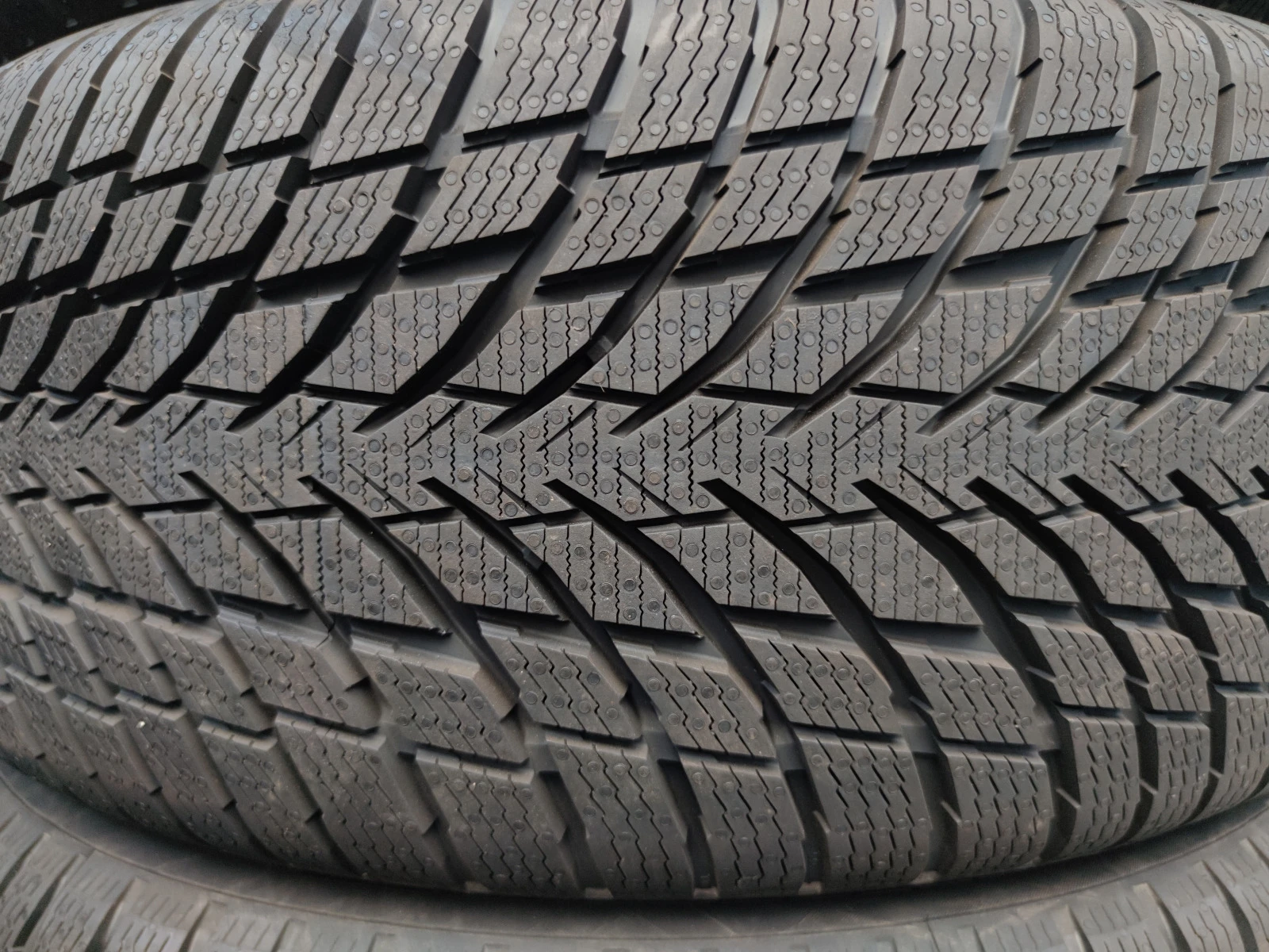  235/50R18 | Mobile.bg   4