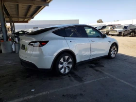 Tesla Model Y AWD* DUAL* MOTOR* КОЖА* ПОДГРЕВ* 360* КАМЕРА* , снимка 5