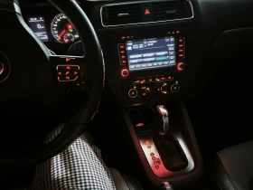 VW Jetta 1.6 TDI DSG Highline - ГАРАЖЕН /закупен от БГ/ - 4990 € - 29431237 8