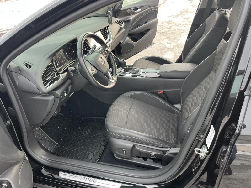 Opel Insignia 2.0TDI 170к EURO 6C АВТОМАТ KEYLESS GO ВНОС ИТАЛИЯ, снимка 8 - Автомобили и джипове - 43662107