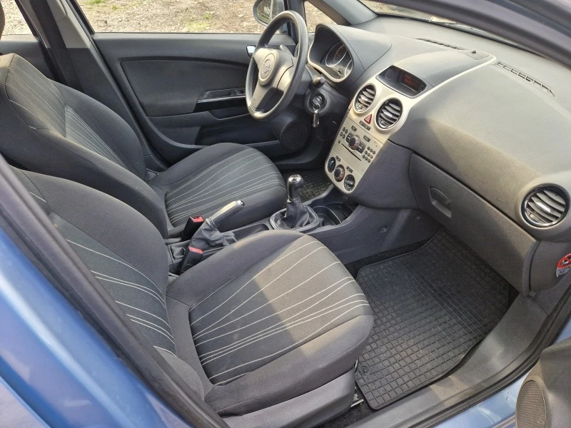 Opel Corsa 1.3D 75к.с , снимка 10 - Автомобили и джипове - 44406009