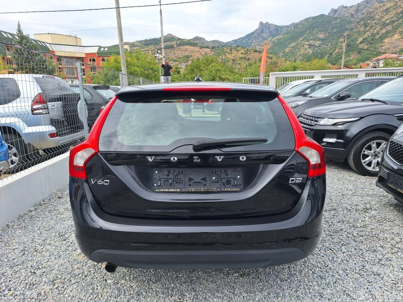 Volvo V60 1.6 D AVTO , снимка 6 - Автомобили и джипове - 46969170