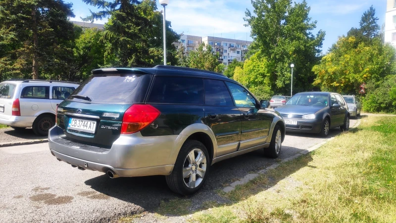 Subaru Outback 3.0 H6, снимка 6 - Автомобили и джипове - 47462503