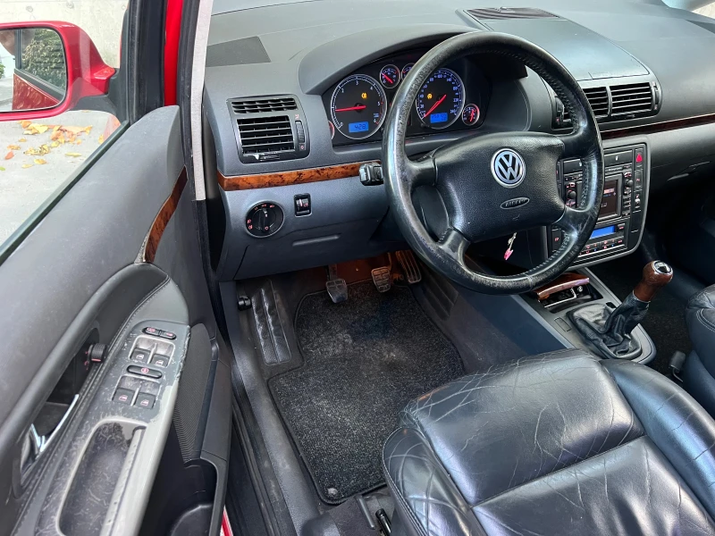 VW Sharan 1.9TDI LIMITED/6+ 1/XENON/NAVI/PODGREV/KOJA/UNIKAT, снимка 9 - Автомобили и джипове - 47766223