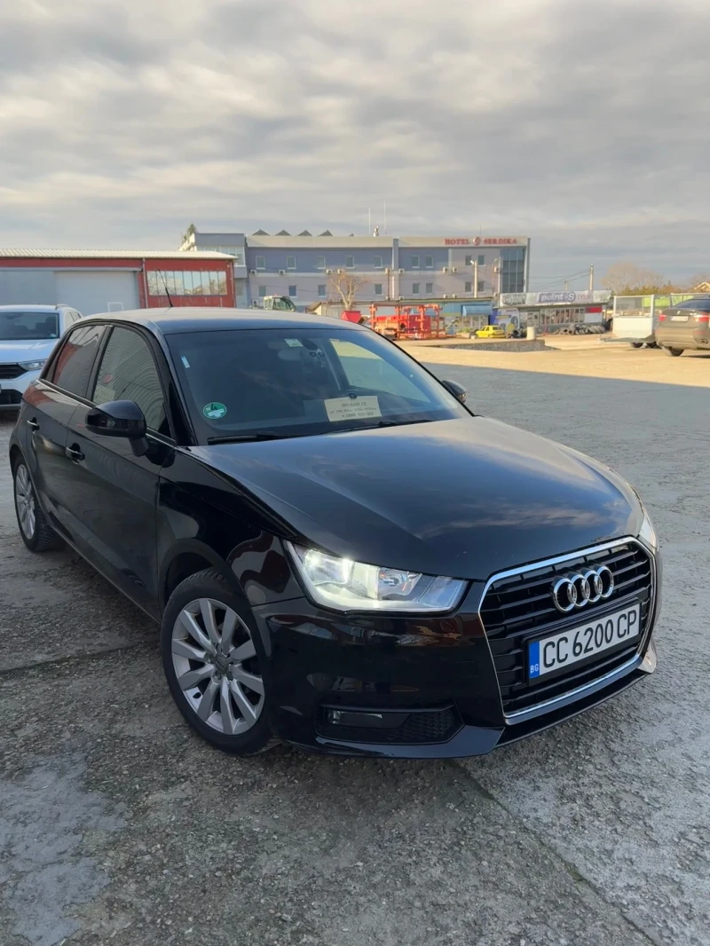 Audi A1, снимка 2 - Автомобили и джипове - 48591763