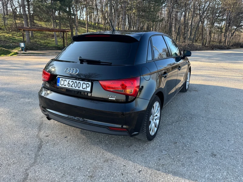 Audi A1, снимка 5 - Автомобили и джипове - 52658091