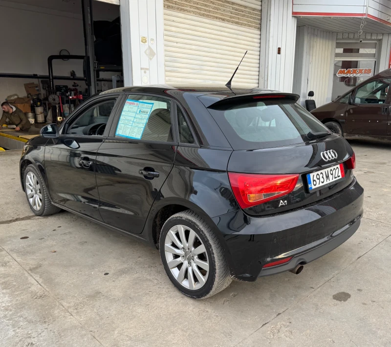 Audi A1, снимка 2 - Автомобили и джипове - 48591763