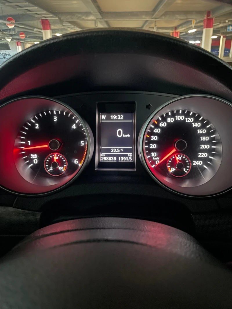 VW Golf Variant VI Variant 1.6 TDI, снимка 16 - Автомобили и джипове - 50109082