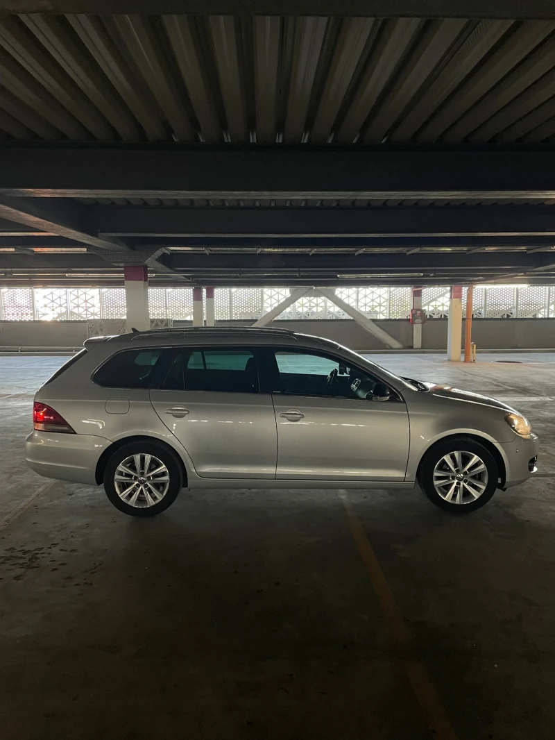 VW Golf Variant VI Variant 1.6 TDI, снимка 8 - Автомобили и джипове - 50109082