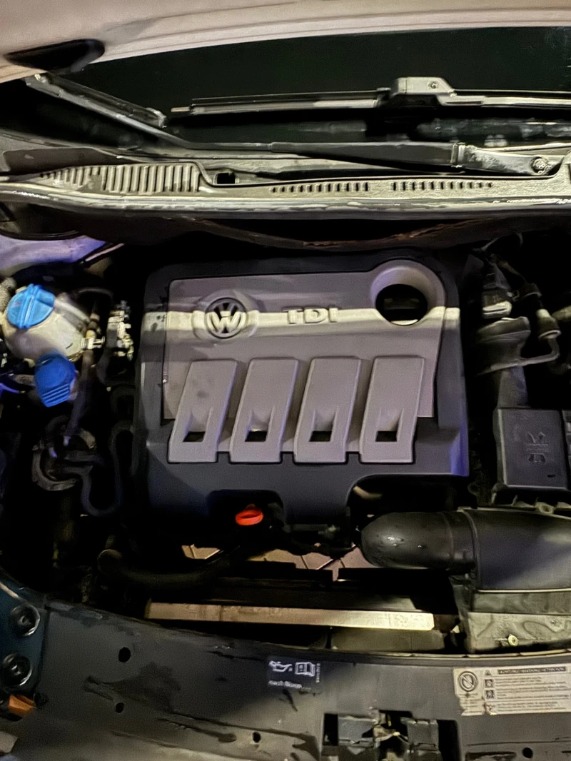 VW Caddy, снимка 5 - Автомобили и джипове - 52395083