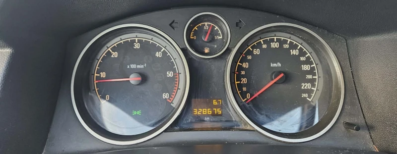 Opel Astra H, снимка 13 - Автомобили и джипове - 52710174