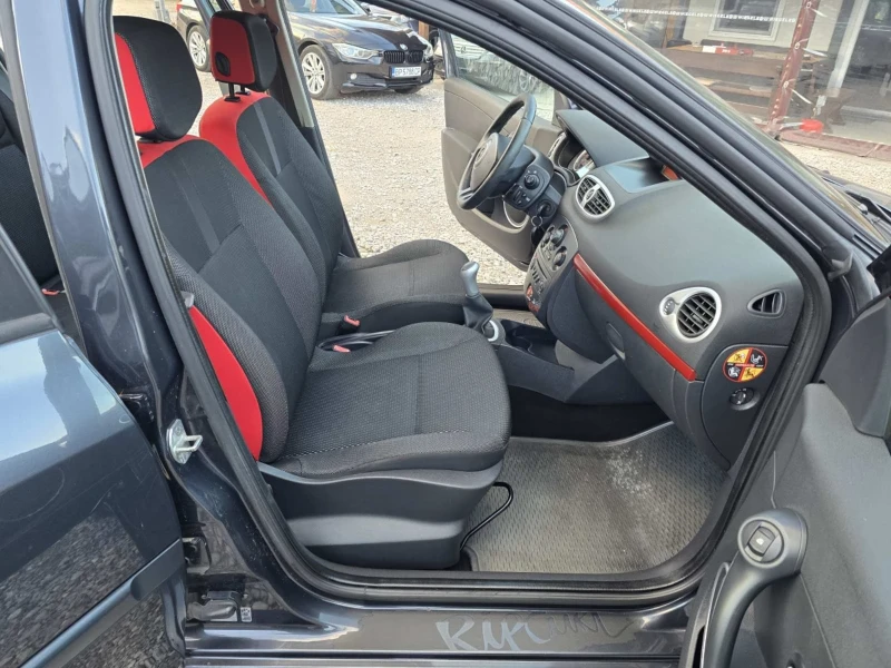 Renault Clio 1.2 RIP CURL, снимка 14 - Автомобили и джипове - 52820612