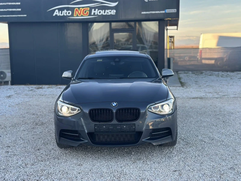 BMW 135 X DRIVE | HARMON KARDON | CAMERA | RECARO | FULL, снимка 2 - Автомобили и джипове - 53113238