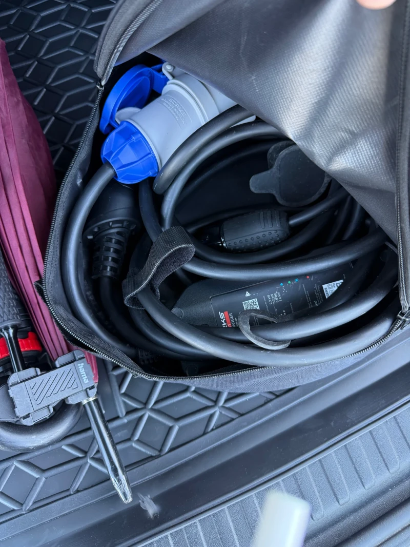 Audi E-Tron Q4 40 E-tron , снимка 7 - Автомобили и джипове - 53156818