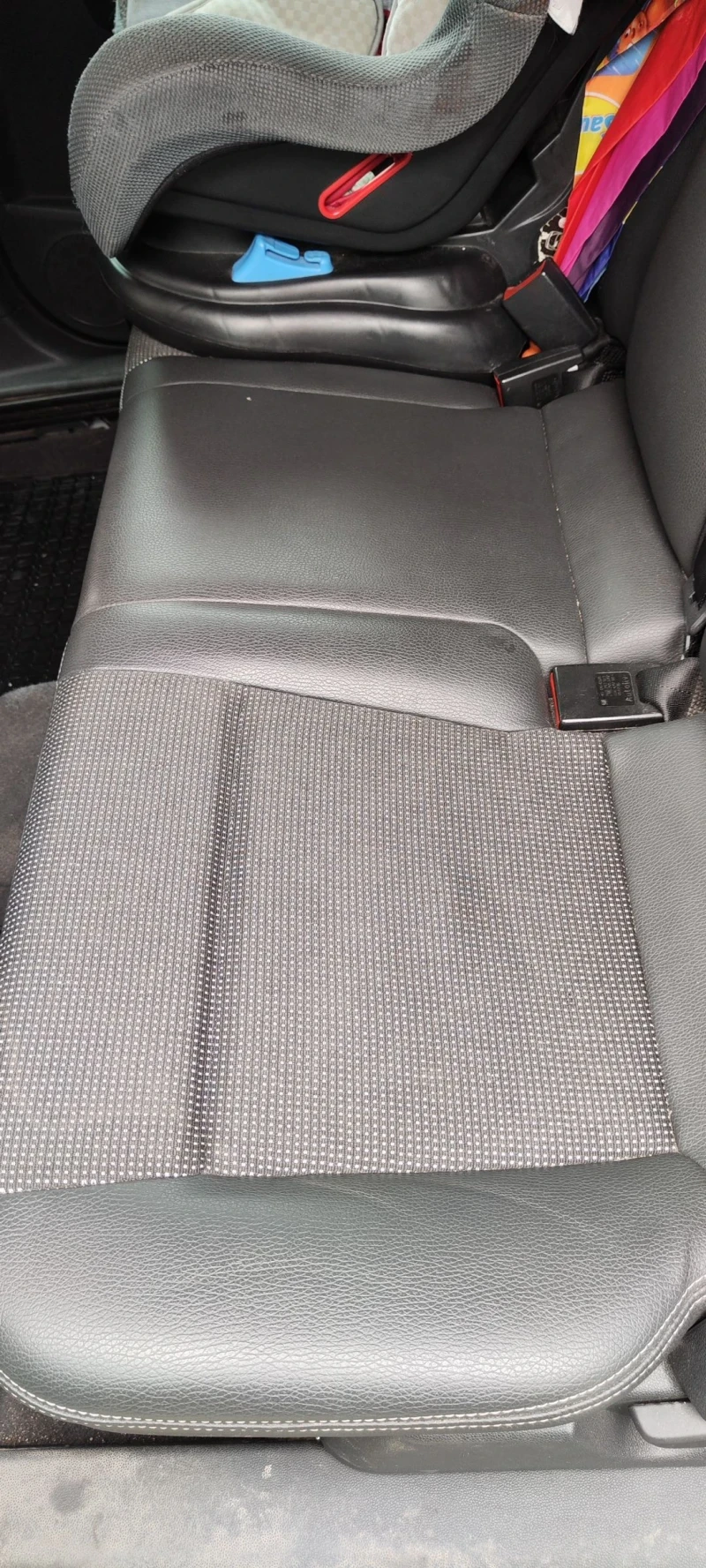 Opel Zafira 1.6 ФАБР МЕТАН С ГАЗ ОБСЛУЖЕНА, снимка 9 - Автомобили и джипове - 53239475