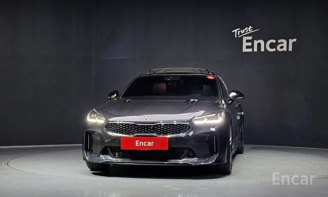 Kia Stinger 3.3 GT 2WD| 360| HEAD UP| LEXICON| PANO| ОБДУХВАНE, снимка 3 - Автомобили и джипове - 55818198