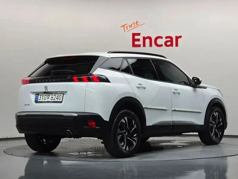 Peugeot 2008, снимка 2 - Автомобили и джипове - 56688443