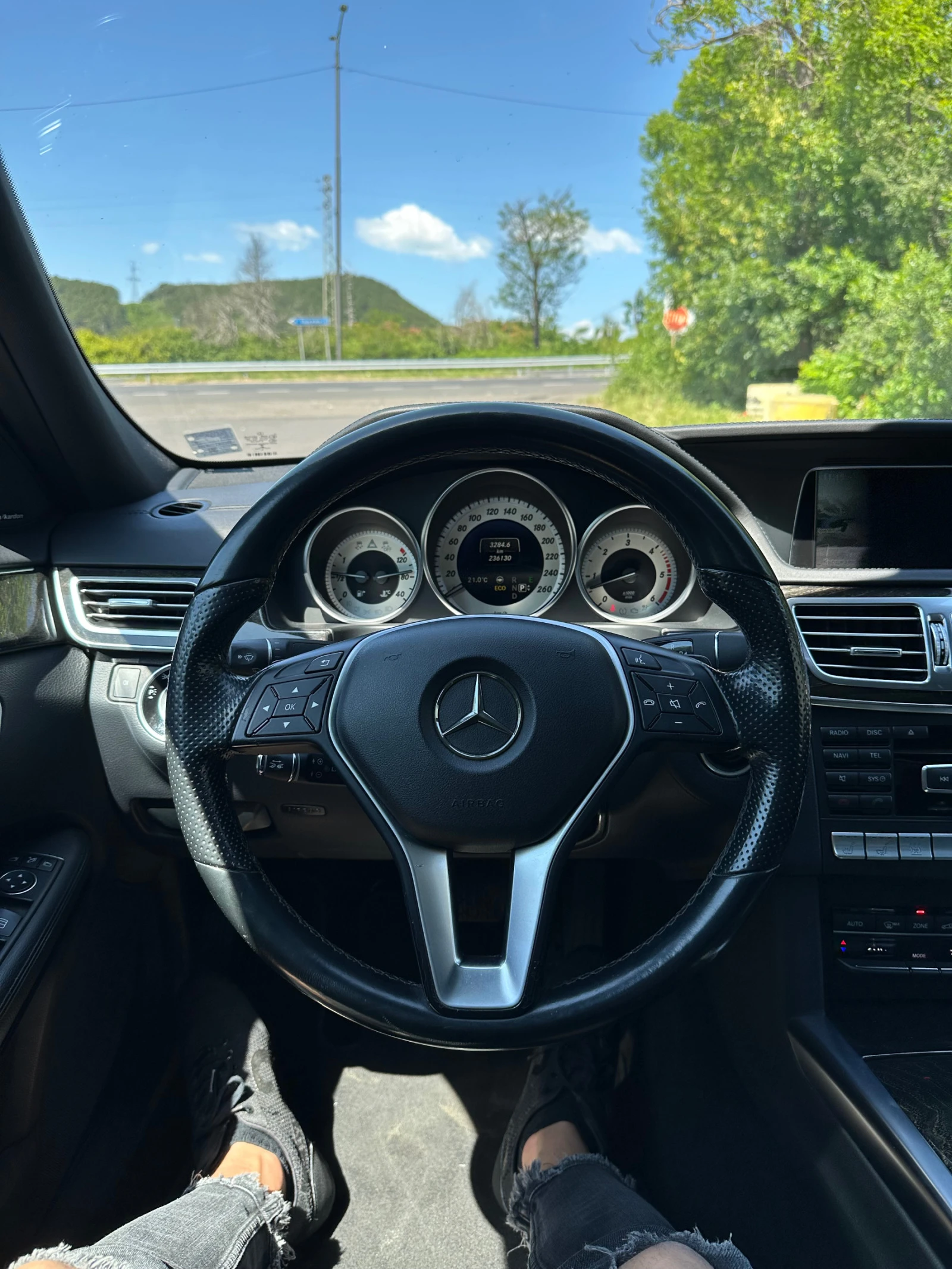 Mercedes-Benz E 350 AMG* FACE* FULL* LED* DISTRONIC* NAVI* ПЕРА* ПОДГР - изображение 5