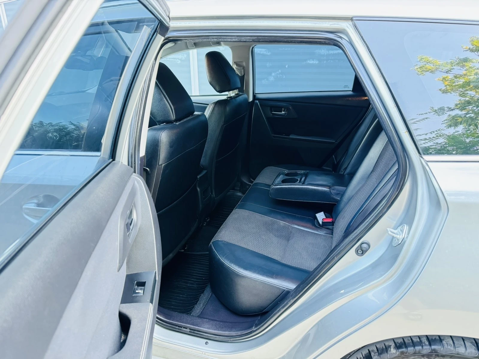 Toyota Auris 1.6i Touring | Mobile.bg — изображение 15