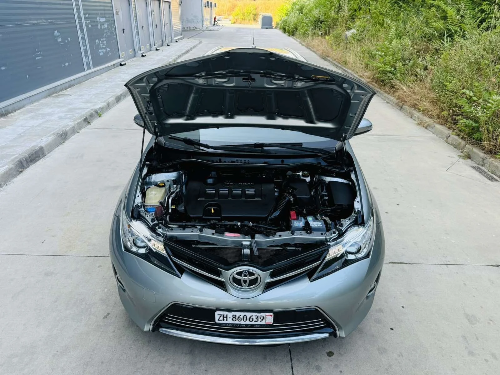 Toyota Auris 1.6i Touring - изображение 4