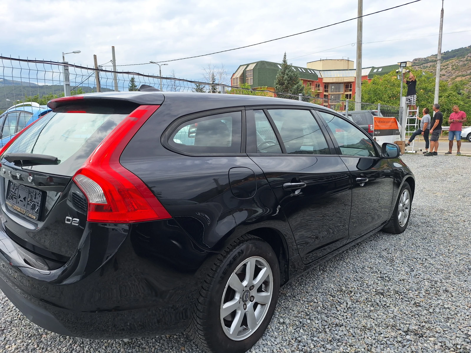 Volvo V60 1.6 D AVTO  - изображение 4