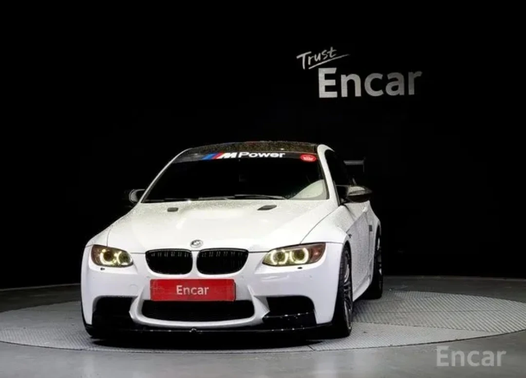 BMW M3 4.0 V8 - изображение 3