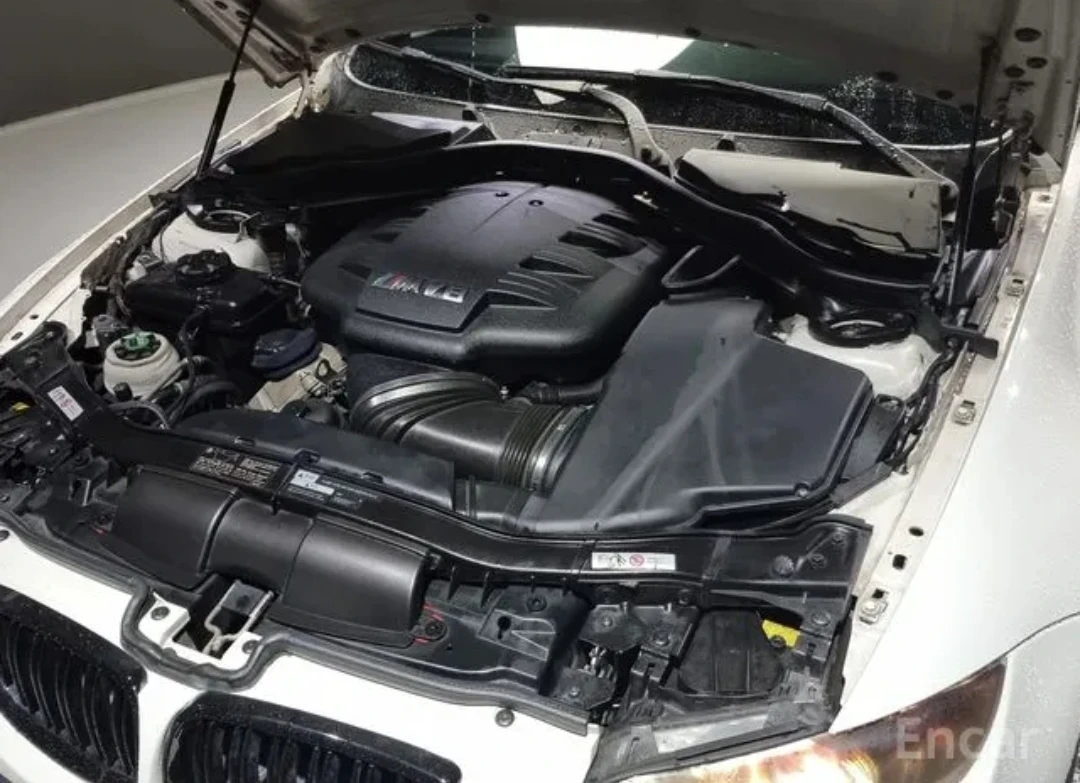 BMW M3 4.0 V8 - изображение 6