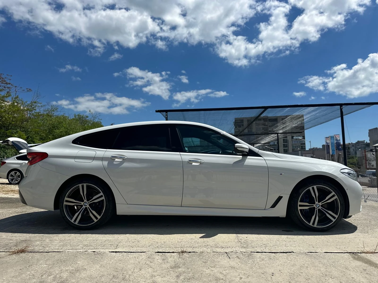 BMW 6 GT xDrive* M-PACK* 360CAM* PANORAMA - изображение 2