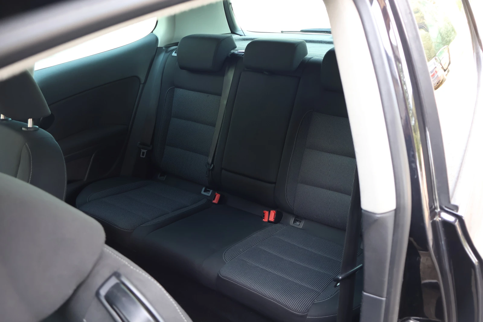 VW Golf 6 2.0d 140 к.с - изображение 10