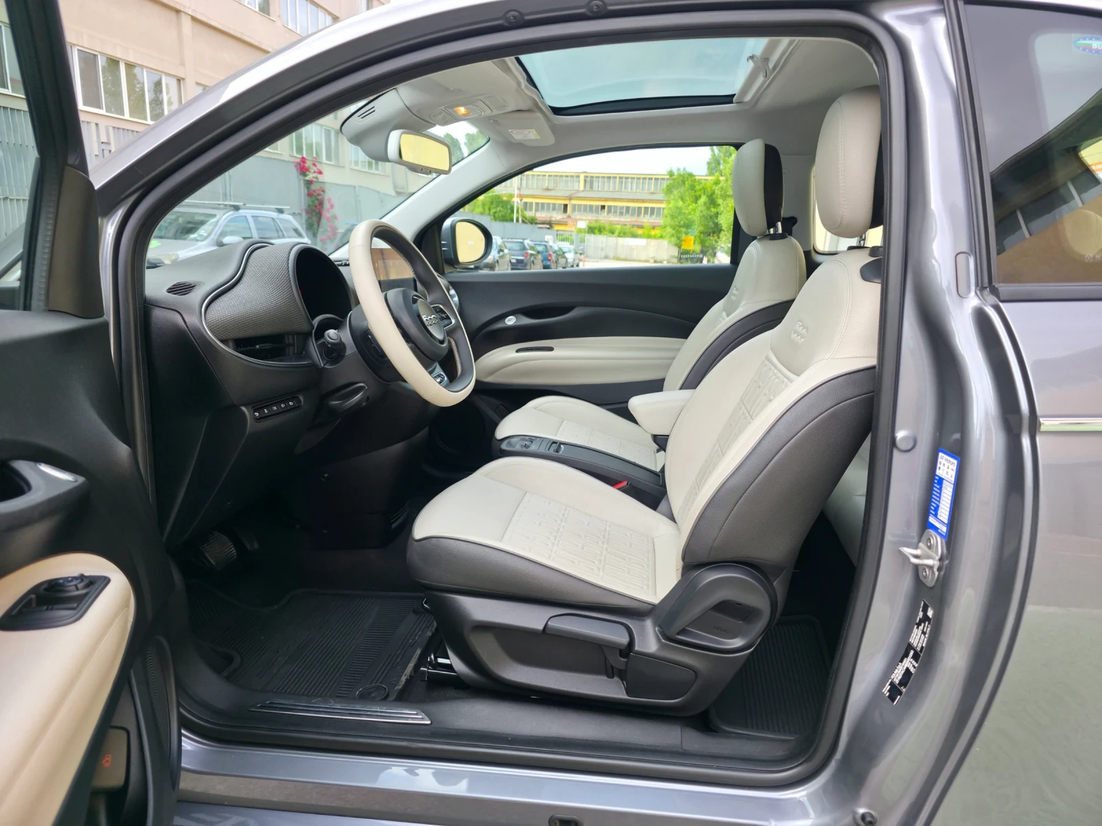 Fiat 500 La prima 42kWh UNIKAT ITALIA  - изображение 7