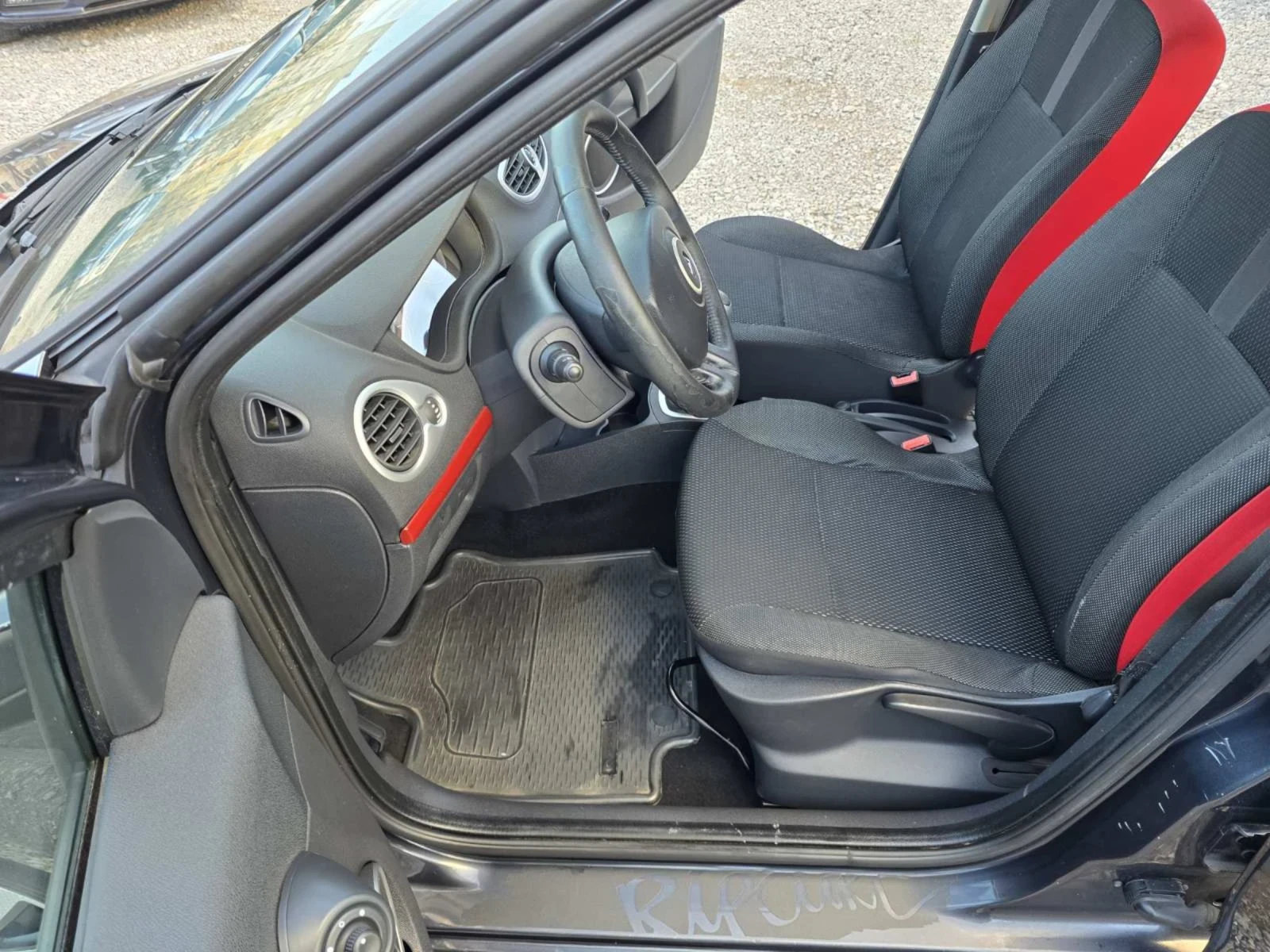 Renault Clio 1.2 RIP CURL - изображение 7