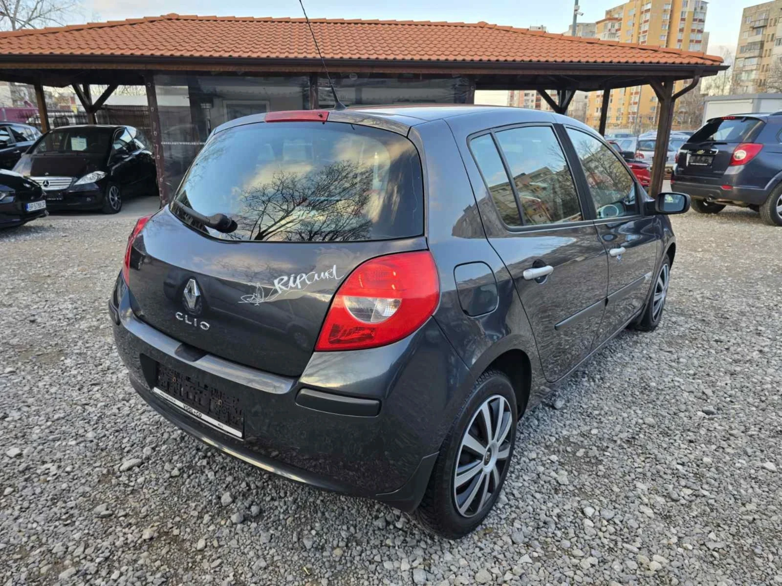 Renault Clio 1.2 RIP CURL - изображение 2