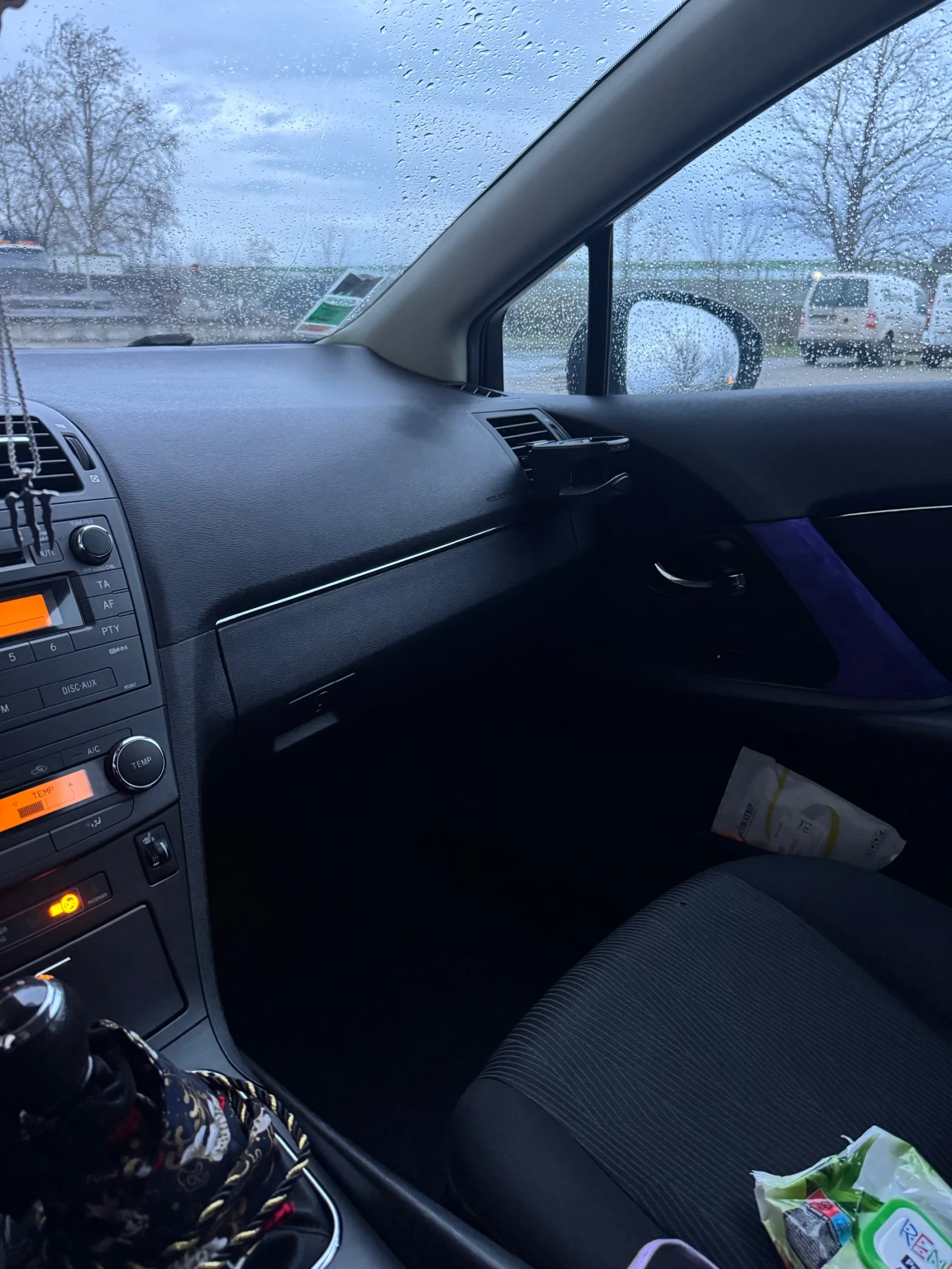 Toyota Avensis 1.8vvti - изображение 6