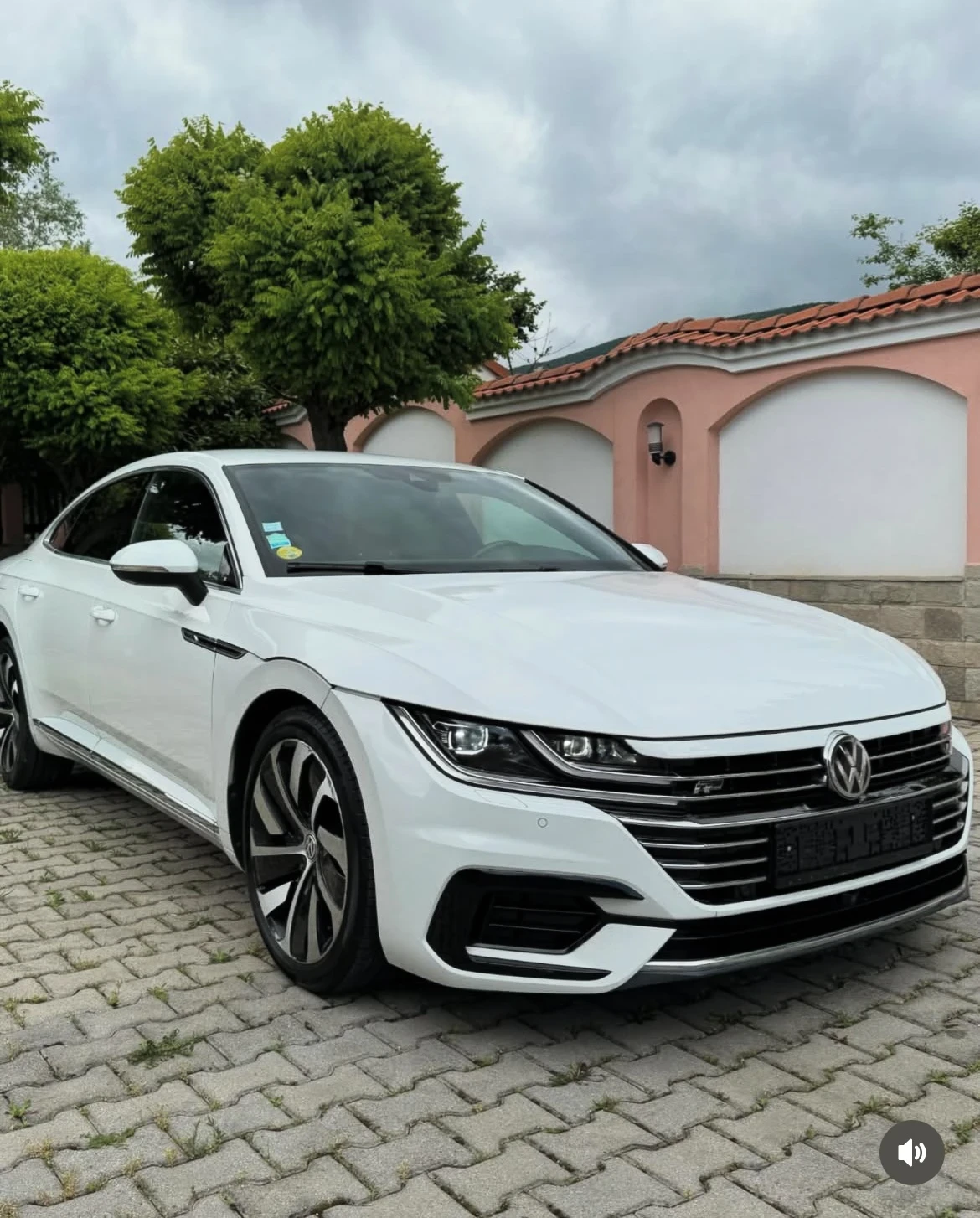 VW Arteon R-Line - изображение 3
