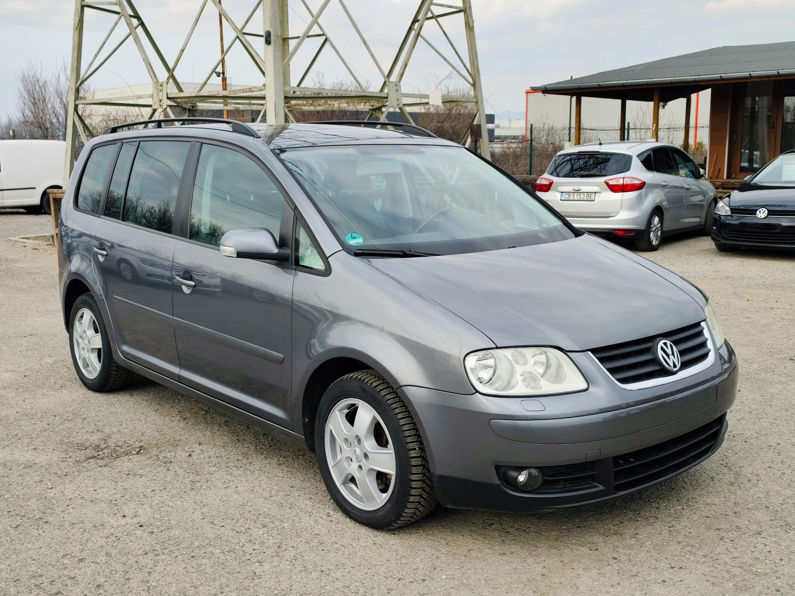 VW Touran 2.0TDI 170k.c., снимка 3 - Автомобили и джипове - 53903855